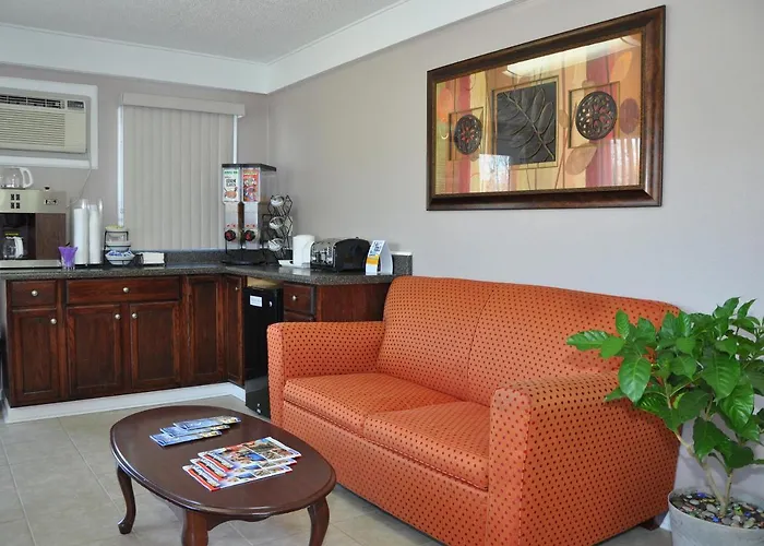 Merrimac Inn & Suites